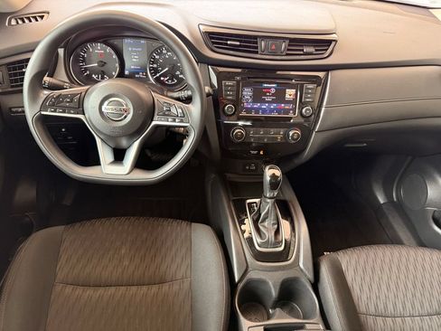 Used 2018 Nissan Rogue S FWD image 20