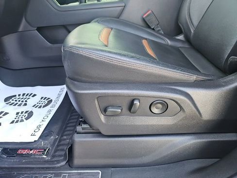 Used 2024 GMC Sierra 1500 AT4 w/ Technology Package image 24