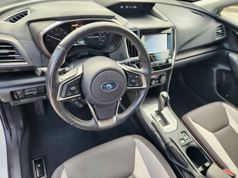 Used 2018 Subaru Crosstrek 2.0i Premium AWD/4WD image 2