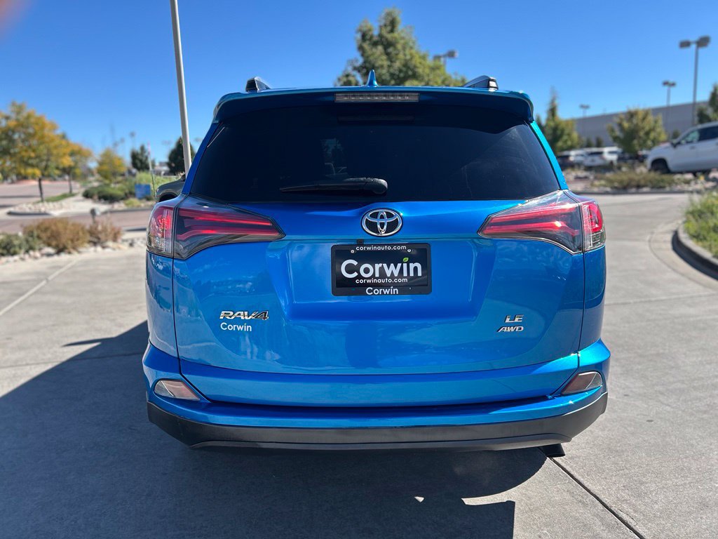 Used 2018 Toyota RAV4 LE w/ All Weather Liner Package AWD/4WD image 7