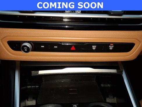 Used 2023 BMW i4 eDrive35 w/ Premium Package image 16