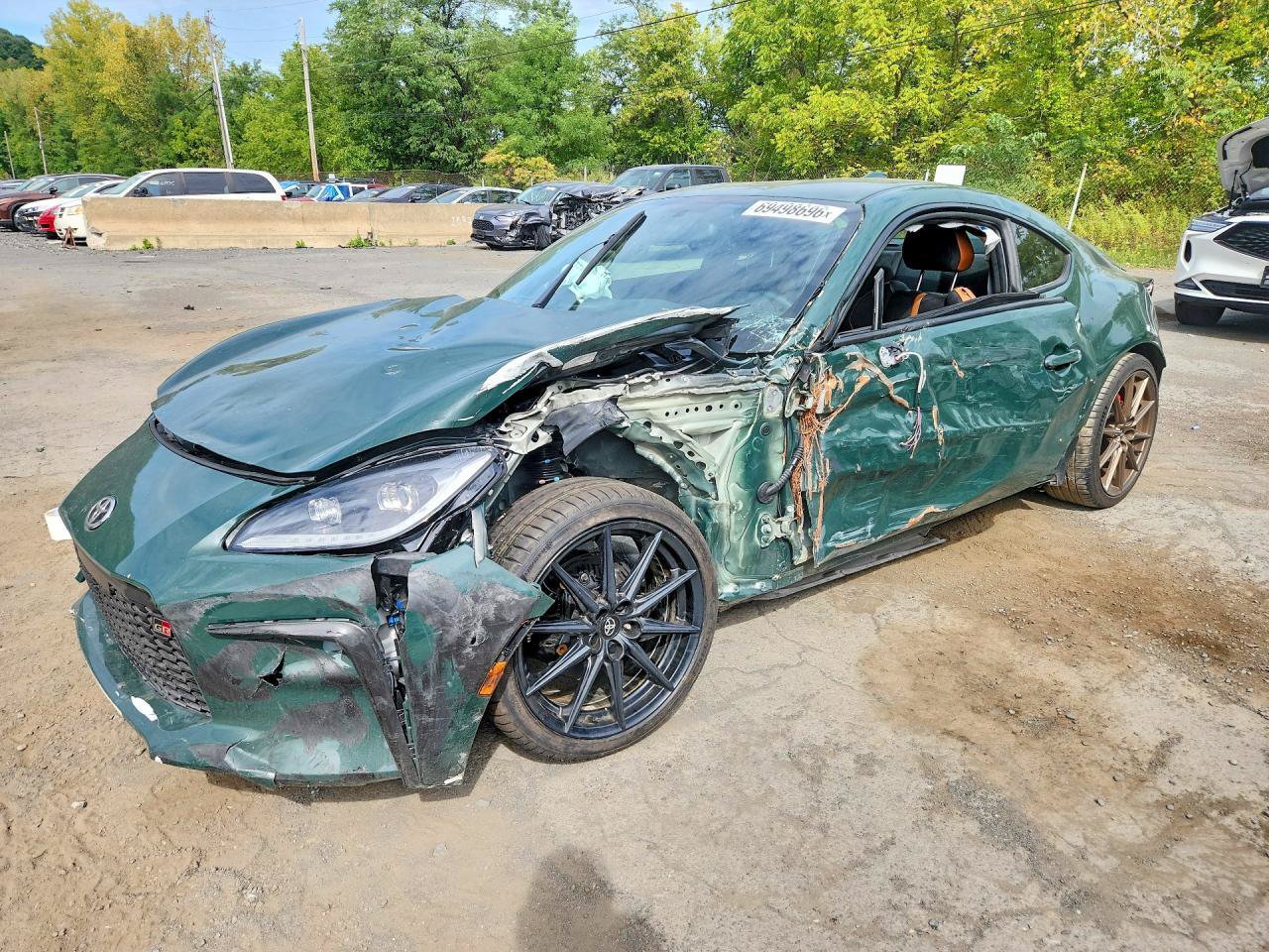 Used 2025 Toyota GR86 Hakone Edition RWD image 2
