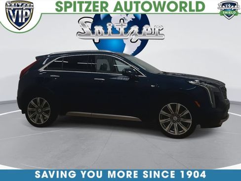 Used 2019 Cadillac XT4 Premium Luxury AWD/4WD image 2