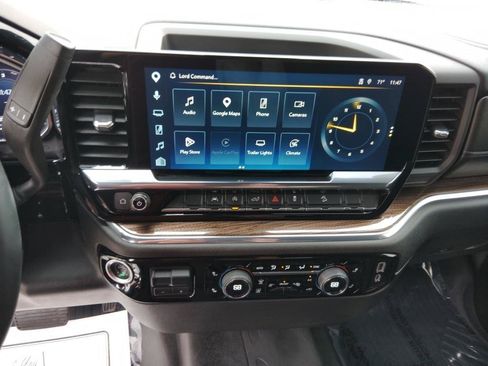 Used 2023 Chevrolet Silverado 1500 LT AWD/4WD image 21