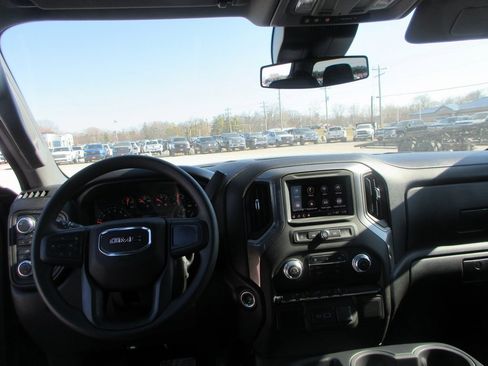 New 2026 GMC Sierra 1500 Pro image 14