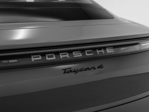 New 2025 Porsche Taycan image 20