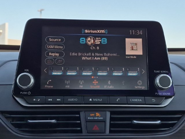 Used 2025 Nissan Altima 2.5 SV FWD image 27