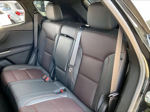 Certified 2025 Chevrolet Blazer RS FWD image 19