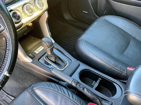 Used 2016 Subaru Forester 2.0XT Touring w/ Eyesight & Navigation System image 16