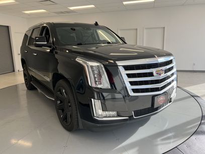 Used 2016 Cadillac Escalade Luxury
