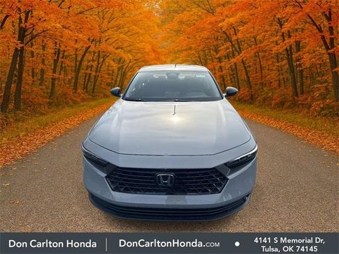 New 2025 Honda Accord SE image 2