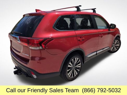 Used 2019 Mitsubishi Outlander SE AWD/4WD image 6