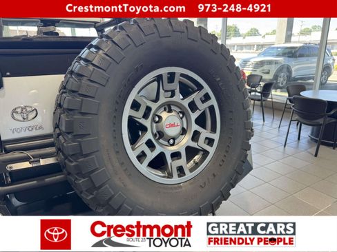 Used 2008 Toyota FJ Cruiser 4WD image 31