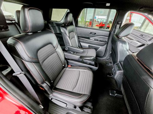 Used 2023 Nissan Pathfinder Rock Creek image 35