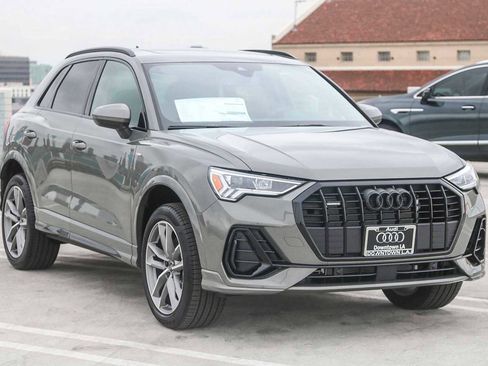 New 2025 Audi Q3 2.0T Premium image 3