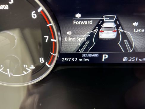 Used 2025 Nissan Rogue SV image 13