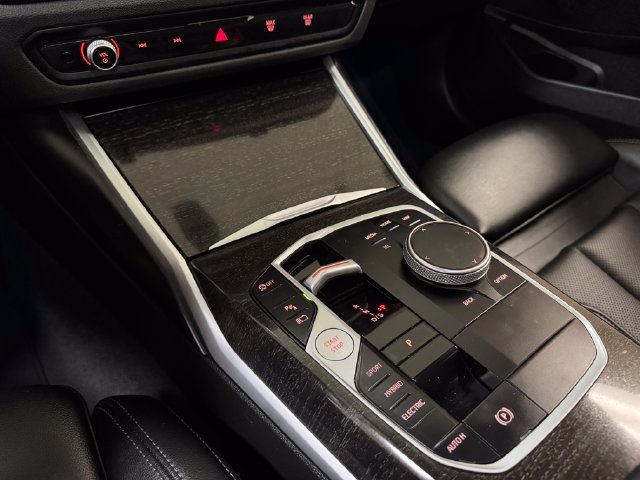 Used 2023 BMW 330e w/ Driving Assistance Package RWD image 17