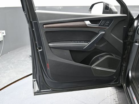 Used 2023 Audi Q5 2.0T Premium Plus w/ Premium Plus Package image 41