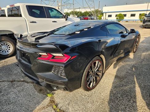 Used 2024 Chevrolet Corvette Stingray Premium Cpe w/ Z51 Performance Package RWD image 5