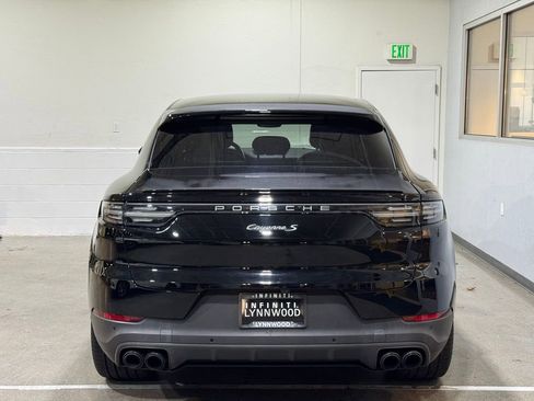 Used 2022 Porsche Cayenne S image 29