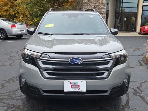 Certified 2025 Subaru Forester Premium image 23