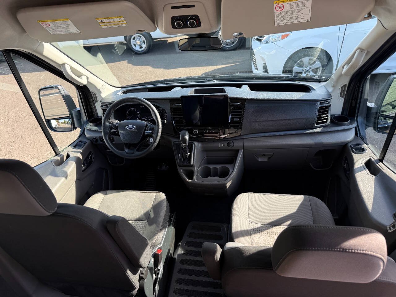 Used 2024 Ford Transit 350 XLT RWD image 10