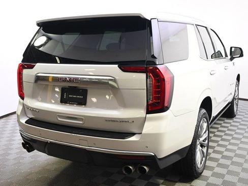 Used 2021 GMC Yukon Denali w/ Denali Premium Package image 6