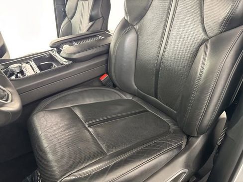 Used 2022 Jeep Wagoneer Series III w/ Convenience Group I image 23