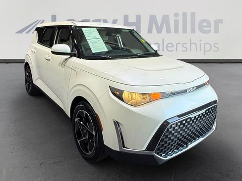 Used 2023 Kia Soul EX FWD image 7