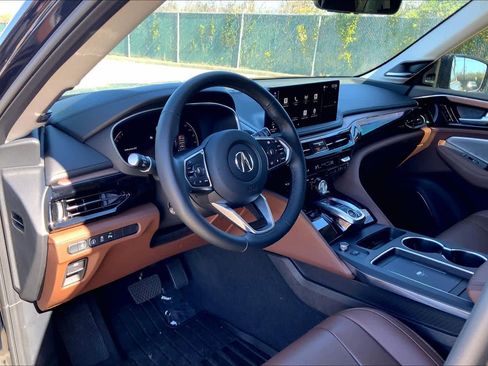 Certified 2026 Acura MDX FWD w/ Technology Package image 15