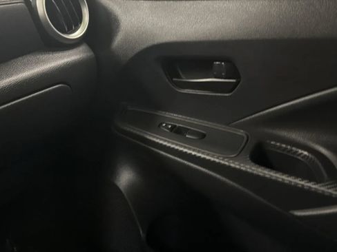 Used 2020 Nissan Versa S FWD image 16