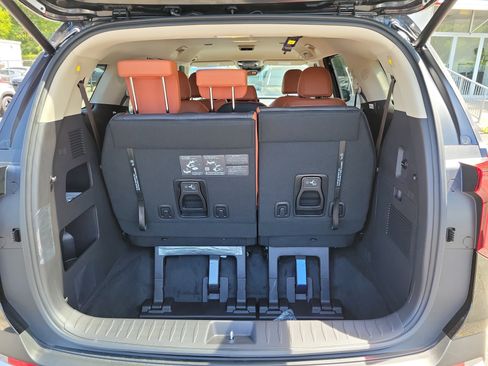 New 2026 Kia Carnival EX FWD image 8