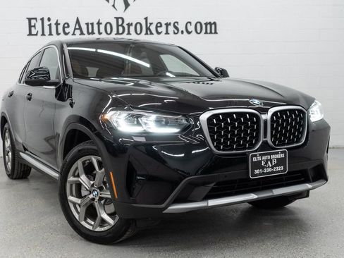 Used 2025 BMW X4 xDrive30i image 7