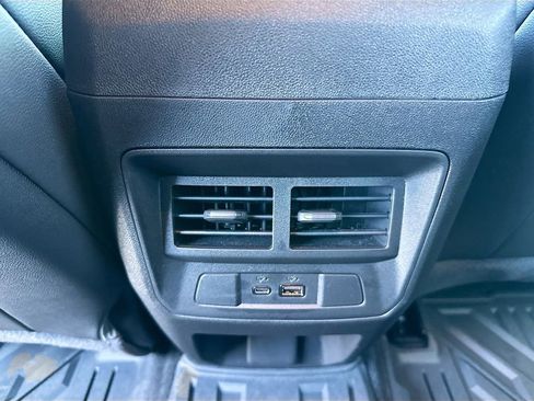 Used 2025 Chevrolet Colorado ZR2 w/ Midnight Edition image 34