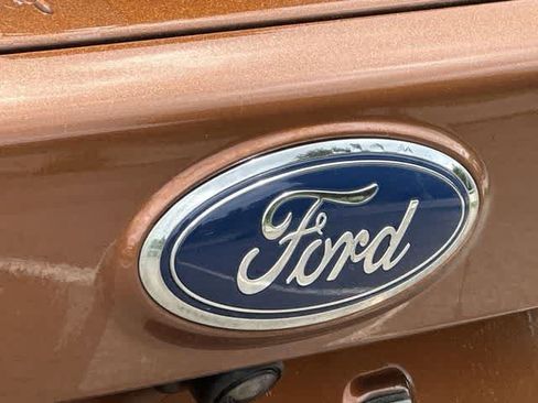 Used 2017 Ford Escape SE AWD/4WD image 16