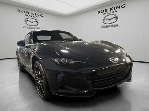 Used 2025 MAZDA MX-5 Miata RF Grand Touring w/ Weather Package RWD image 7
