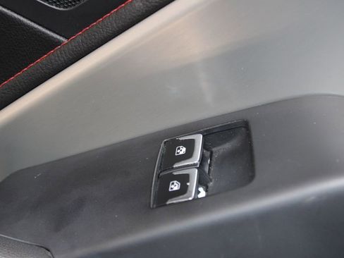 Used 2016 Chevrolet Corvette Stingray Coupe w/ Carbon Flash Badge Package RWD image 41