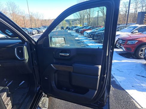 Used 2021 Chevrolet Silverado 1500 High Country image 15