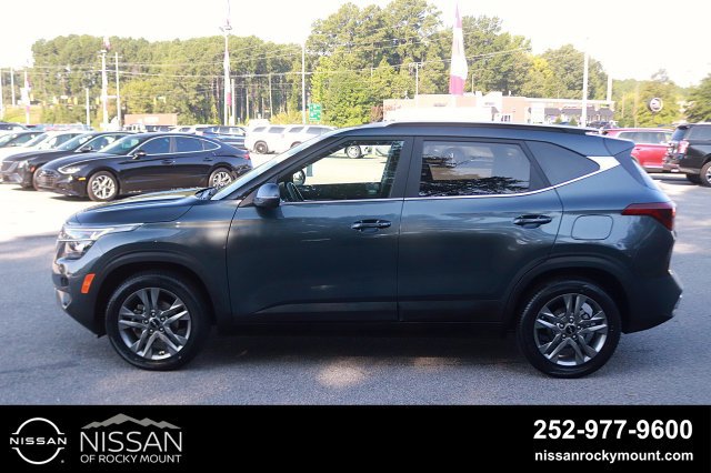 Used 2023 Kia Seltos S w/ Navigation Package FWD image 4