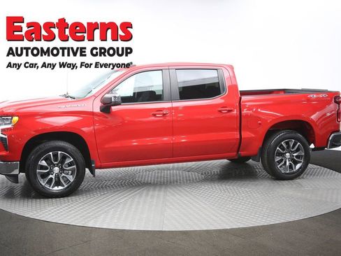 Used 2023 Chevrolet Silverado 1500 LT AWD/4WD image 60