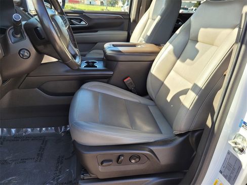 Used 2021 Chevrolet Tahoe Z71 w/ Z71 Off-Road Package image 24