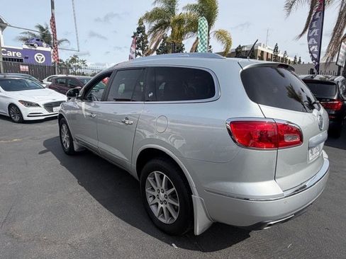 Used 2016 Buick Enclave Convenience w/ Trailering Package FWD image 4