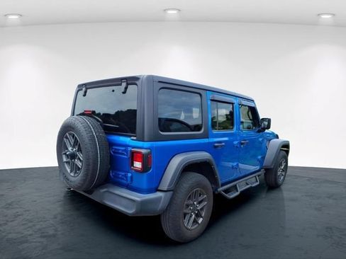 Used 2024 Jeep Wrangler Unlimited Sport AWD/4WD image 11