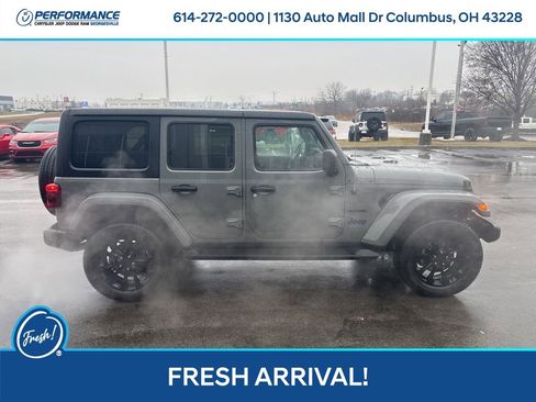 Used 2022 Jeep Wrangler Unlimited Sahara w/ Cold Weather Group image 3
