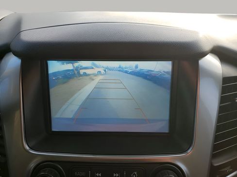 Used 2020 Chevrolet Suburban LT w/ Max Trailering Package image 44