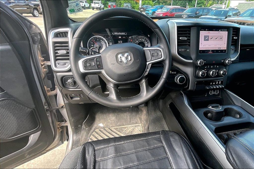 Used 2022 RAM 1500 Big Horn RWD image 5