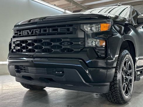 Used 2022 Chevrolet Silverado 1500 Custom AWD/4WD image 4