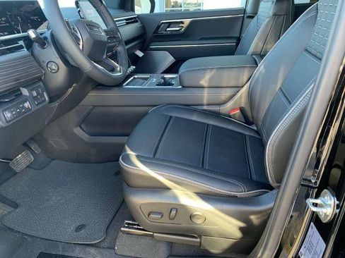 New 2025 GMC Sierra EV Denali image 7