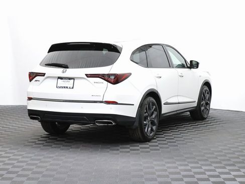 Used 2022 Acura MDX A-Spec image 9