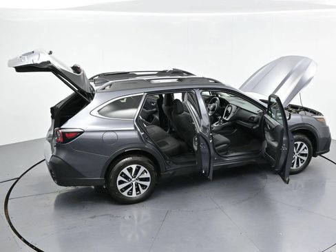 Used 2022 Subaru Outback Premium AWD/4WD image 30